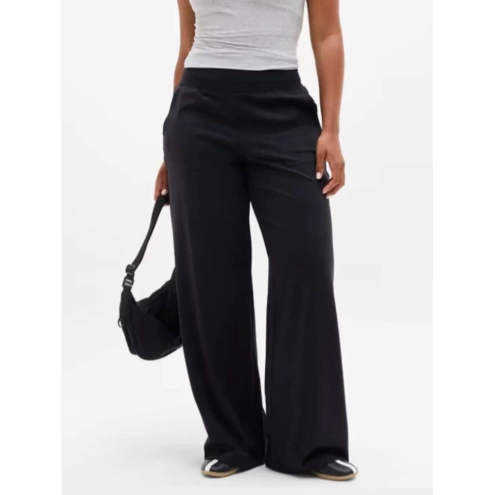 Athleta Women Wide Leg Pants XL Black Gorpcore Venice High Rise 7/8 Length